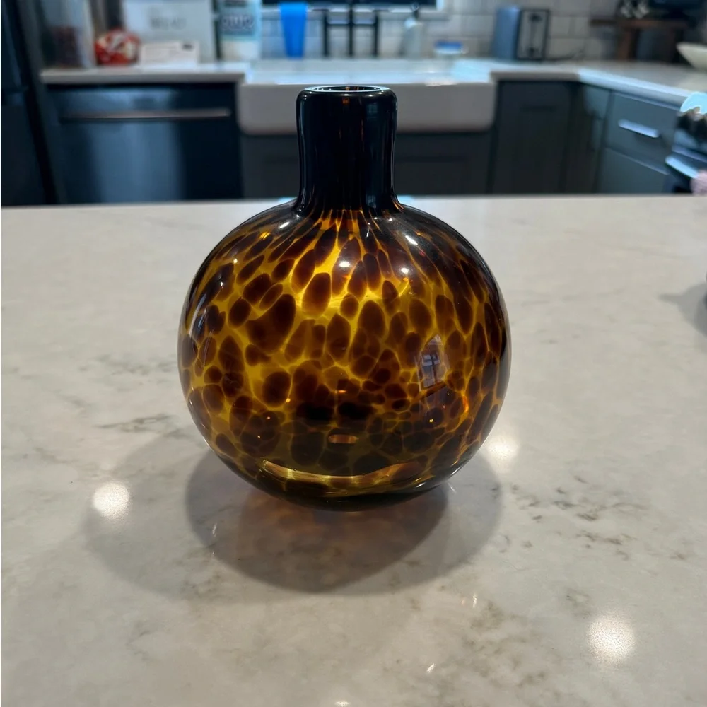 Tortoise shell vase - Picture 1 of 2